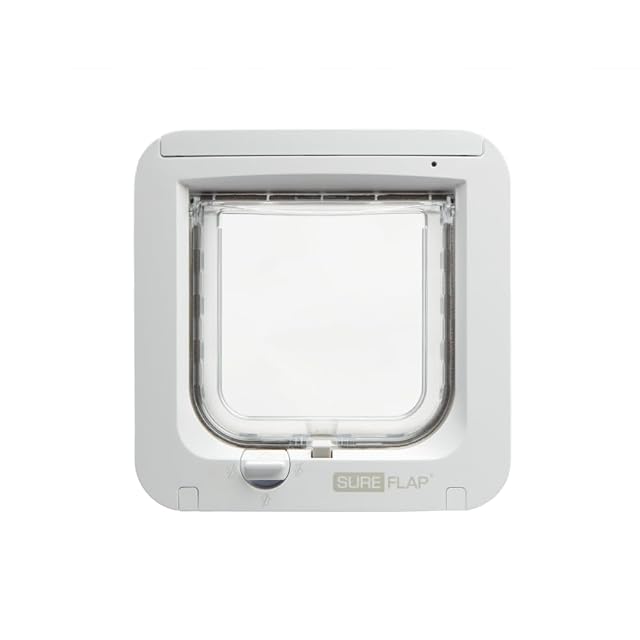 Gatera con microchip SureFlap en blanco